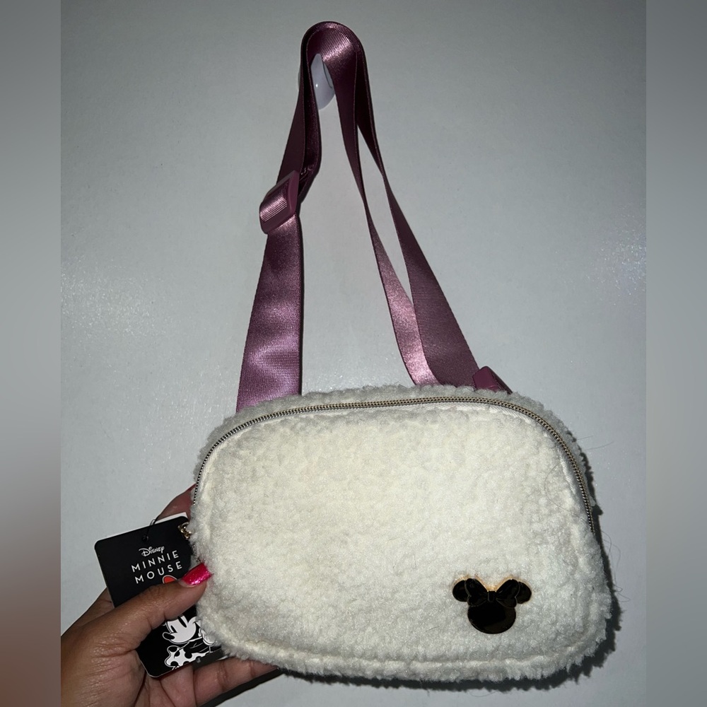 Disney Sherpa Belt Bag- Minnie Mouse